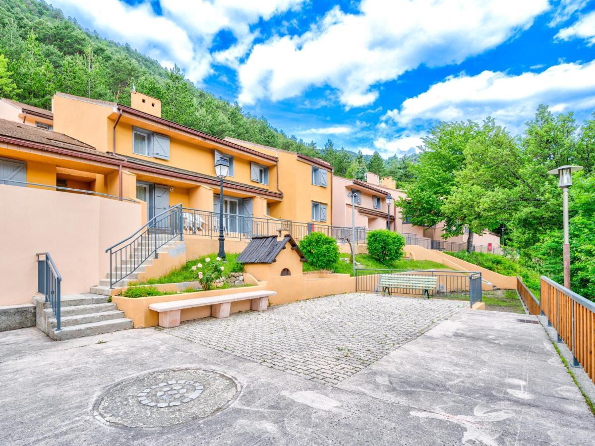 Vacanceole - Residence Les Gorges Rouges Guillaumes Exterior photo
