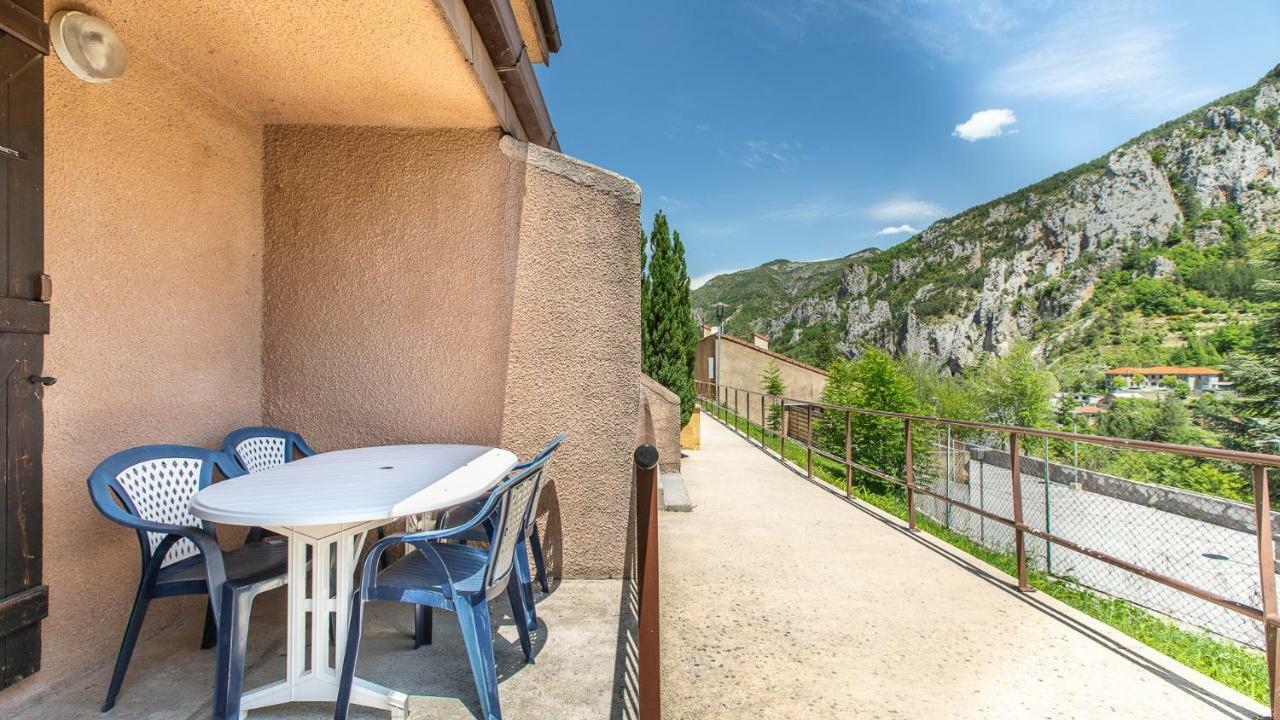 Vacanceole - Residence Les Gorges Rouges Guillaumes Exterior photo